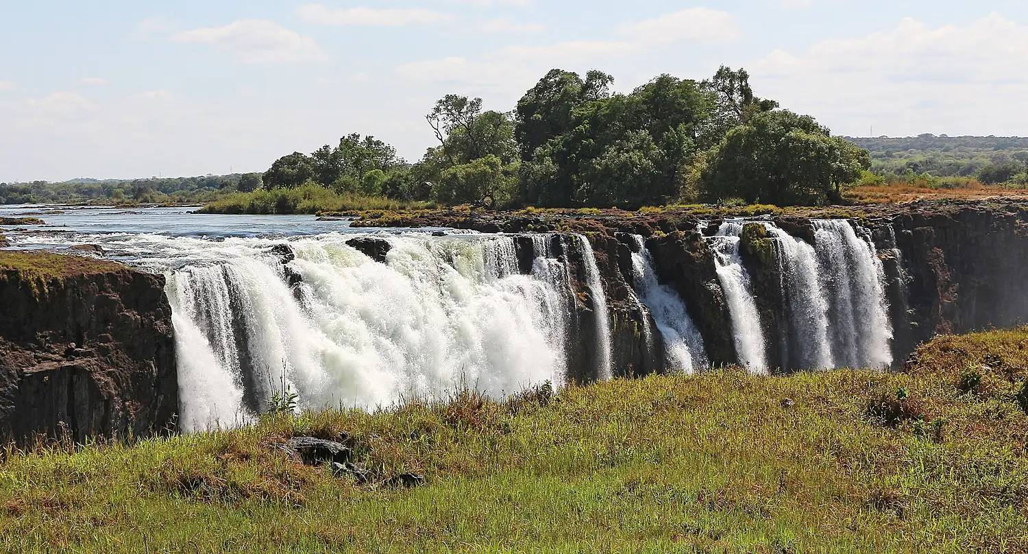 Victoria Falls, Zimbabwe 01