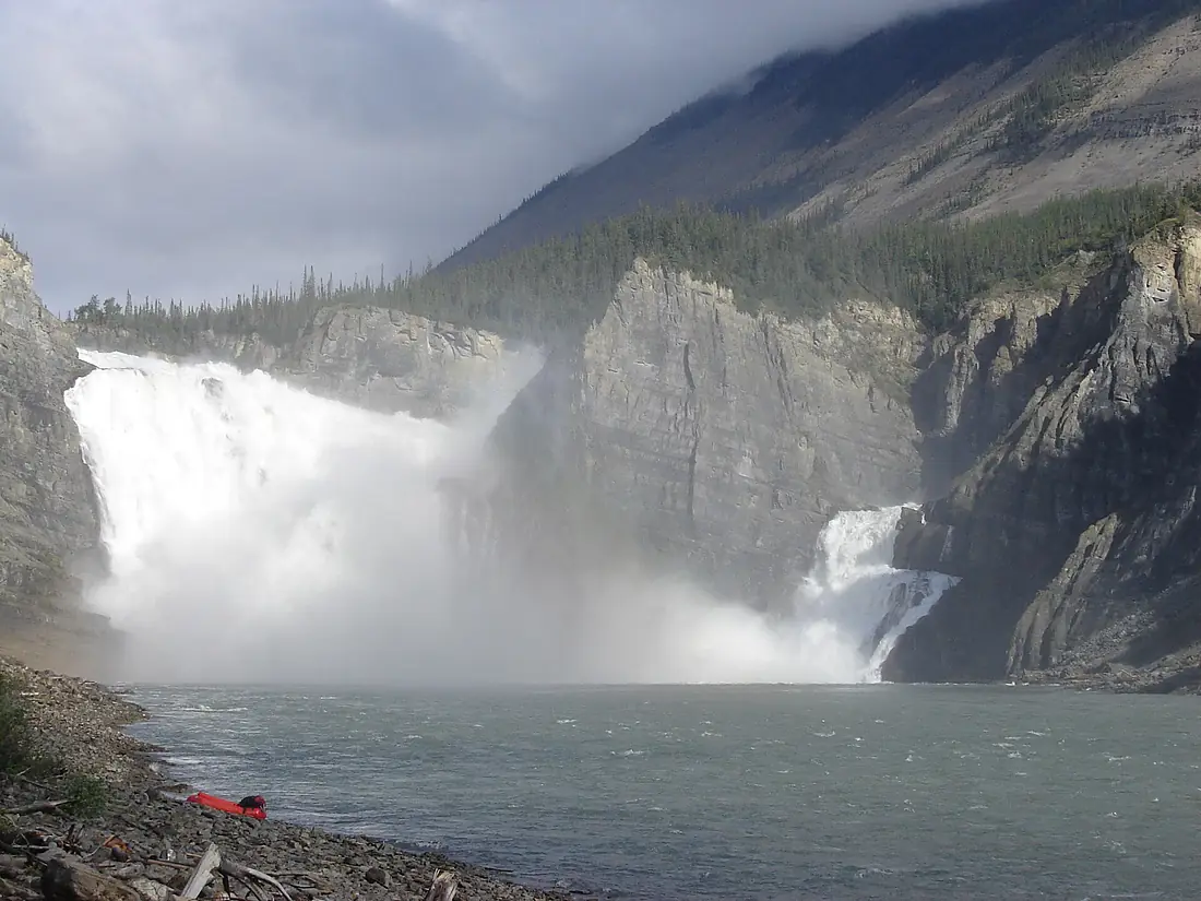 Base of falls (9103259164)
