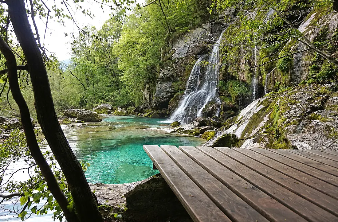 View desk on Virje Fall