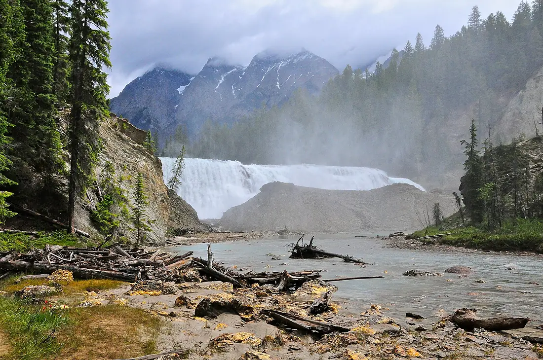 Wapta Falls - Yoho - panoramio