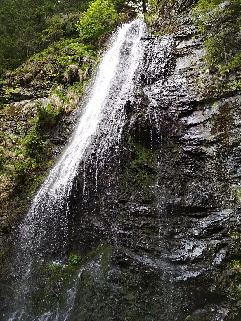 Yalynskii Waterfall