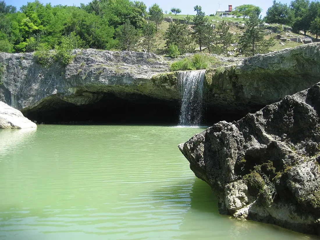 Zarecki Krov2, Croatia